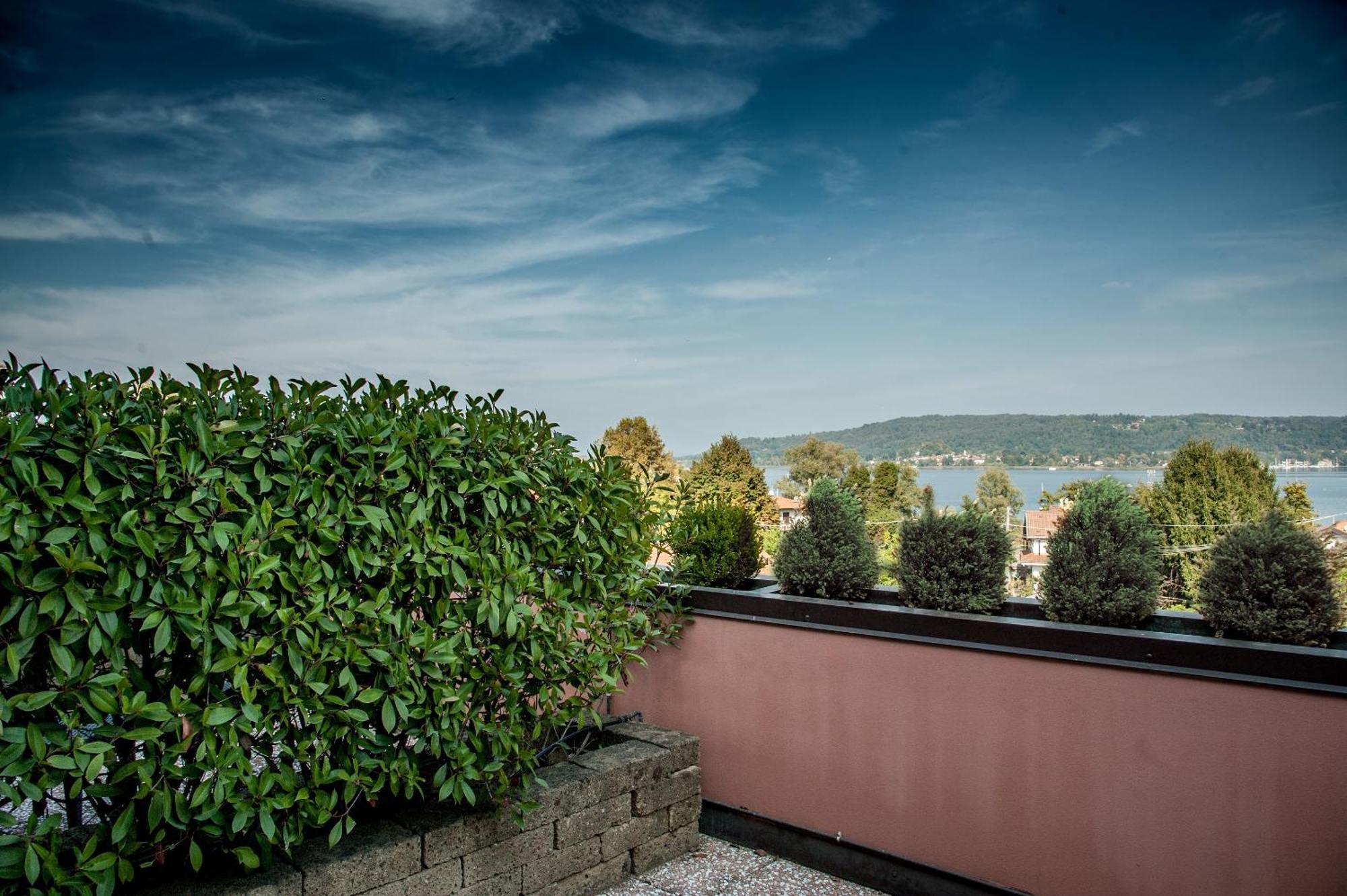 Siriohotel Dormelletto Exterior photo